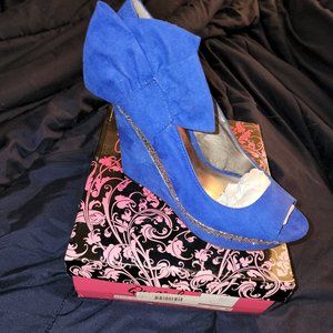 Blue Heels